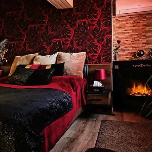 glamour.inbudapesthotels.com/