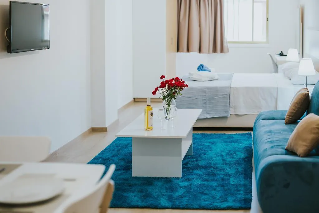 Stephanie Studios Larnaka Apartment
